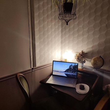 L'Echappee Belle Bed & Breakfast Chartres Bagian luar foto